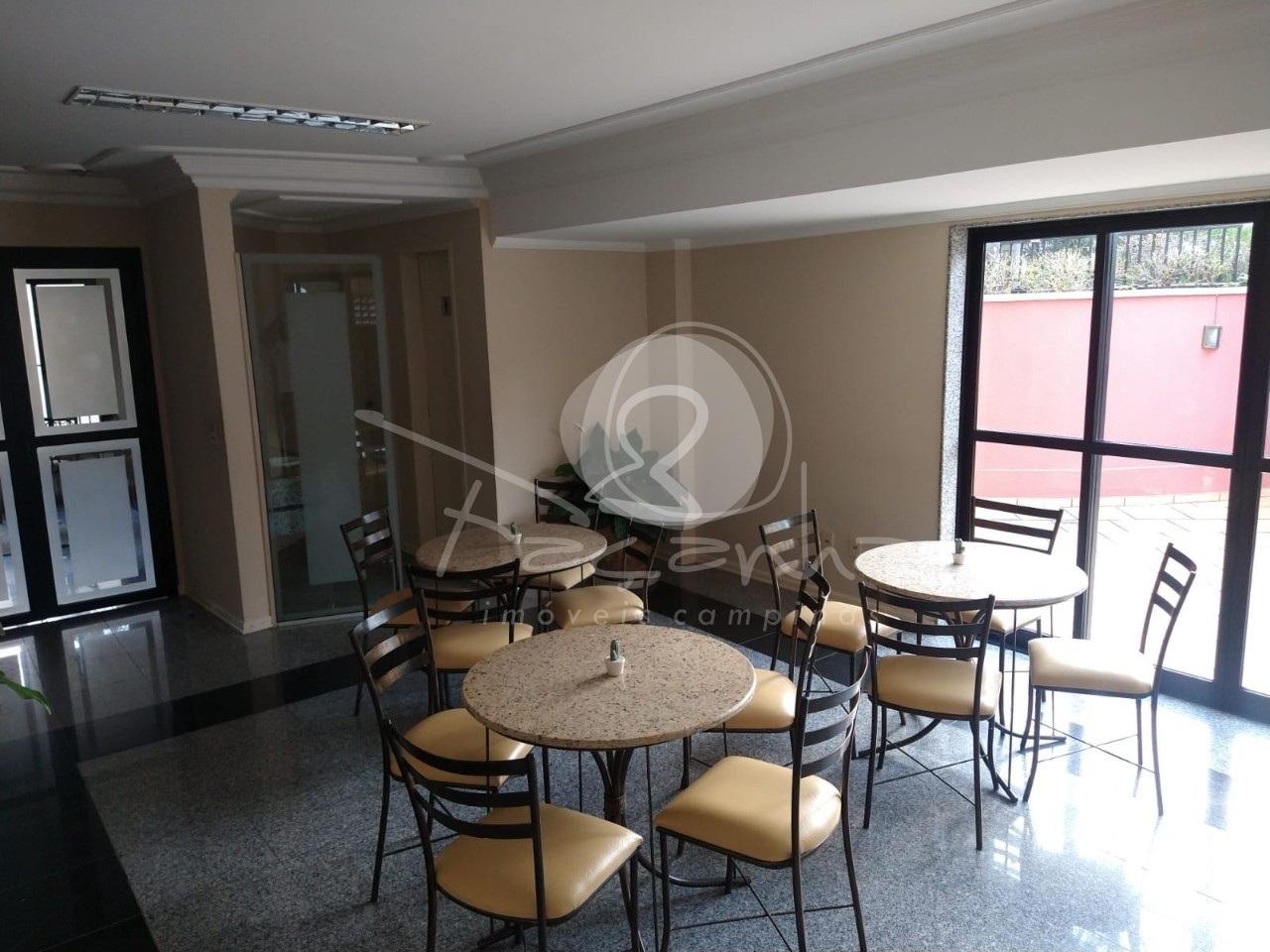 Apartamento à venda com 1 quarto, 57m² - Foto 17