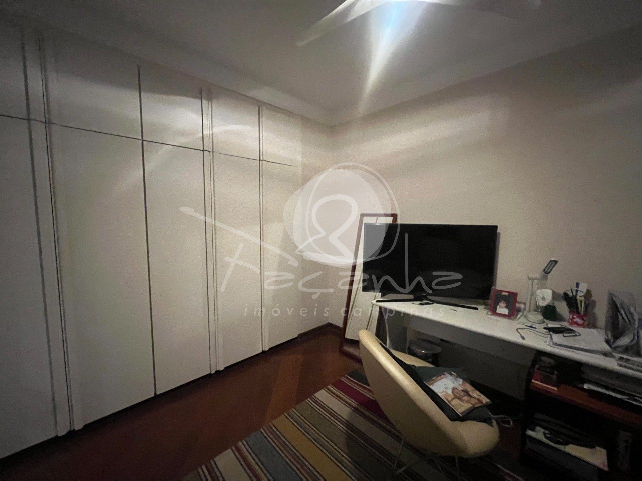 Apartamento à venda com 3 quartos, 207m² - Foto 19