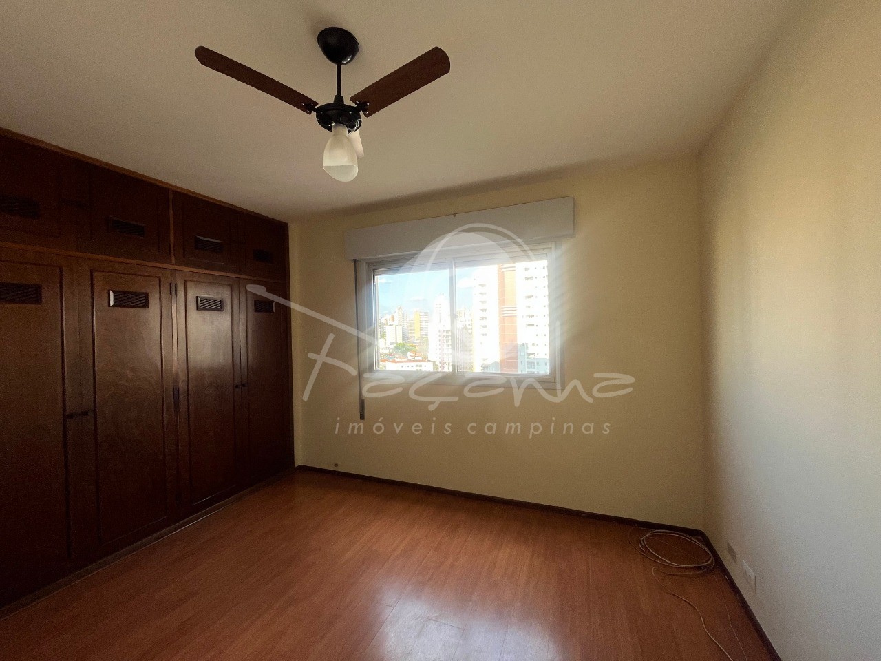 Apartamento à venda com 3 quartos, 145m² - Foto 6