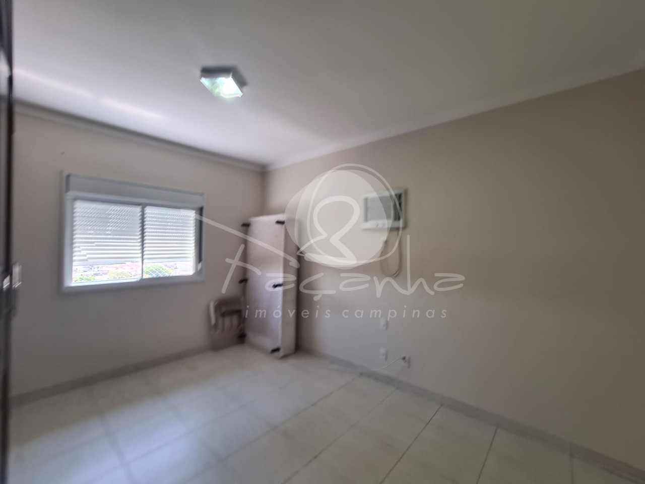 Apartamento à venda com 3 quartos, 135m² - Foto 11