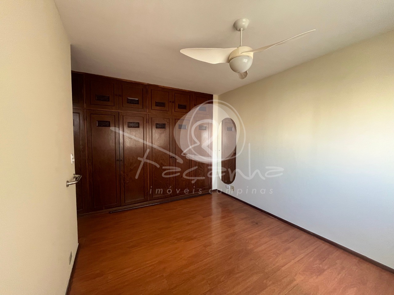 Apartamento à venda com 3 quartos, 145m² - Foto 15