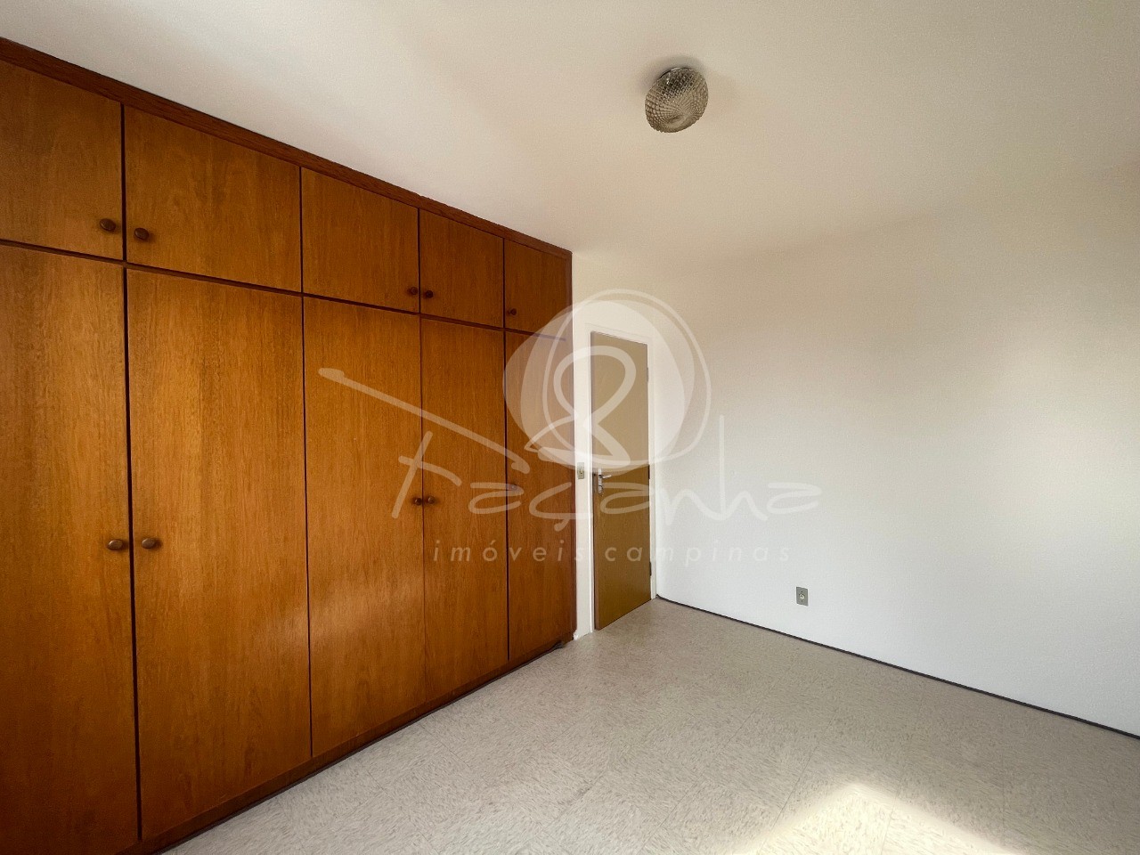 Apartamento à venda com 1 quarto, 60m² - Foto 8