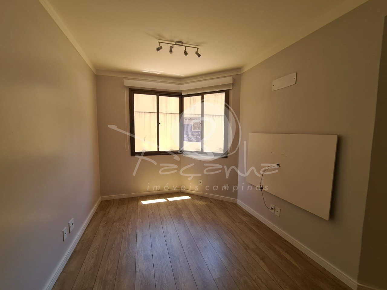 Apartamento à venda com 1 quarto, 44m² - Foto 1