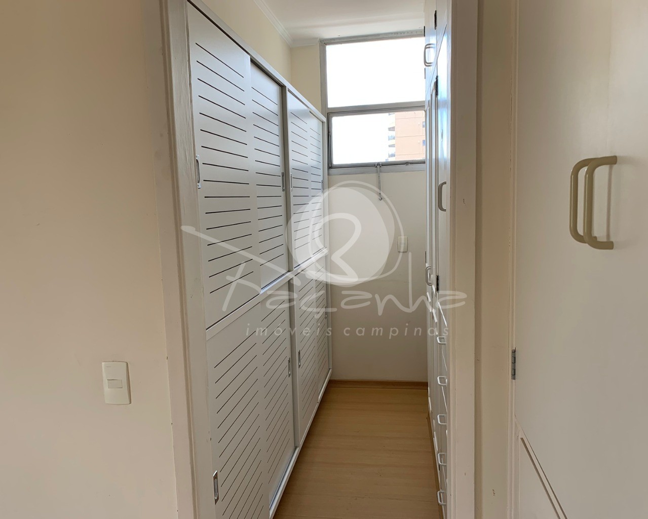 Apartamento à venda com 4 quartos, 380m² - Foto 17