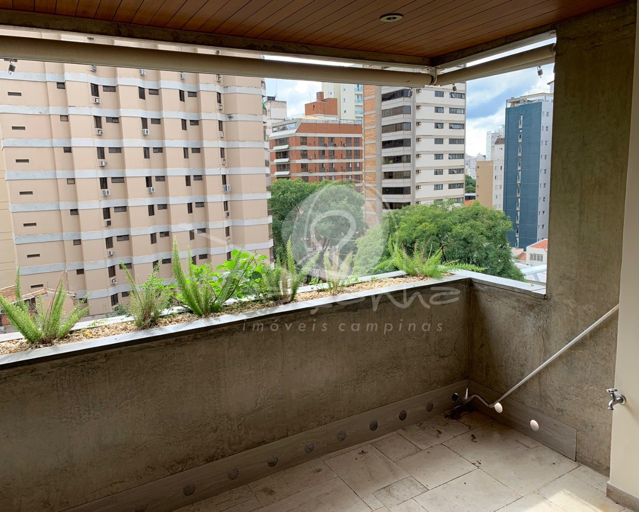 Apartamento para alugar com 4 quartos, 300m² - Foto 5