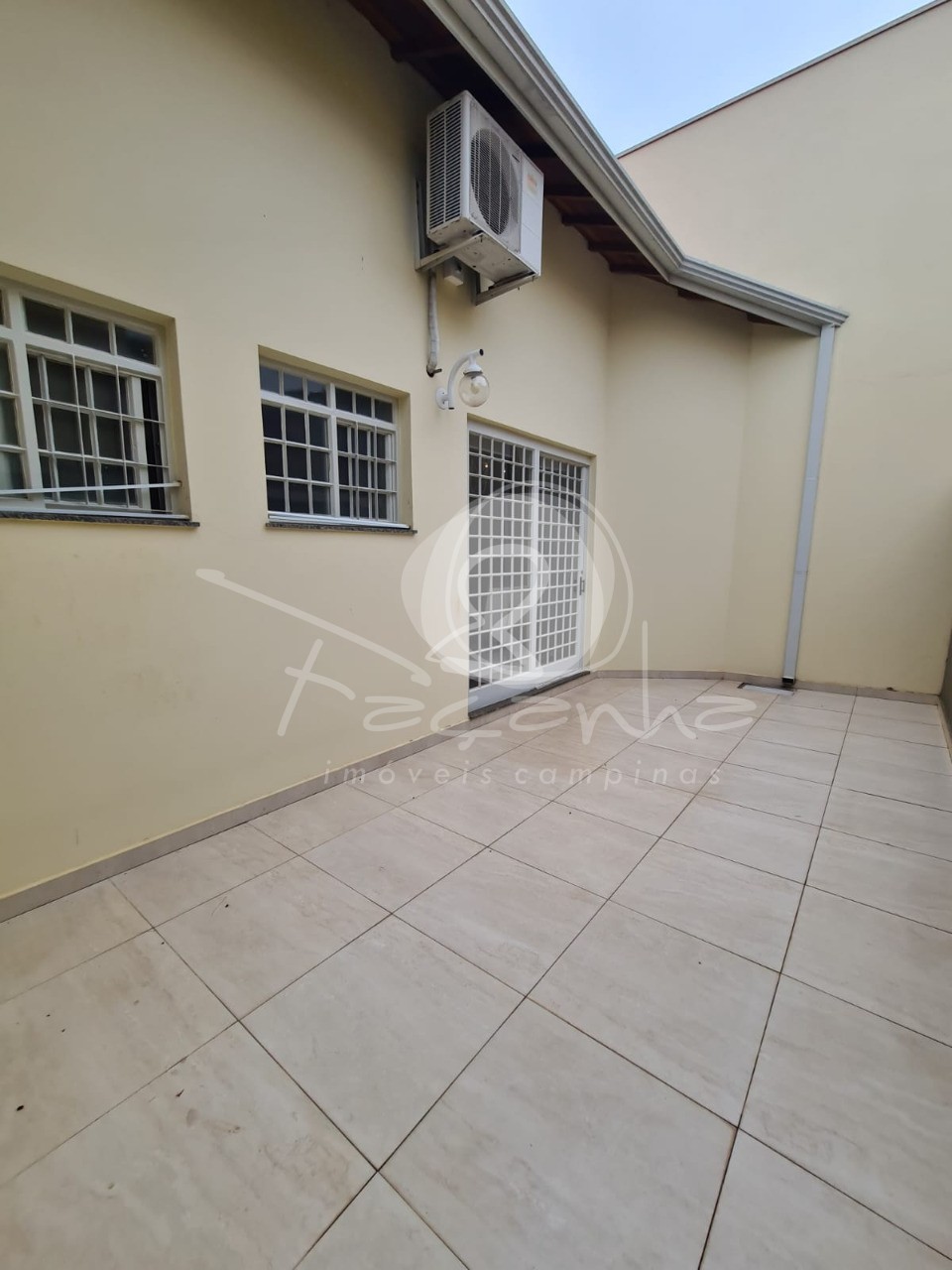 Casa à venda com 4 quartos, 241m² - Foto 59