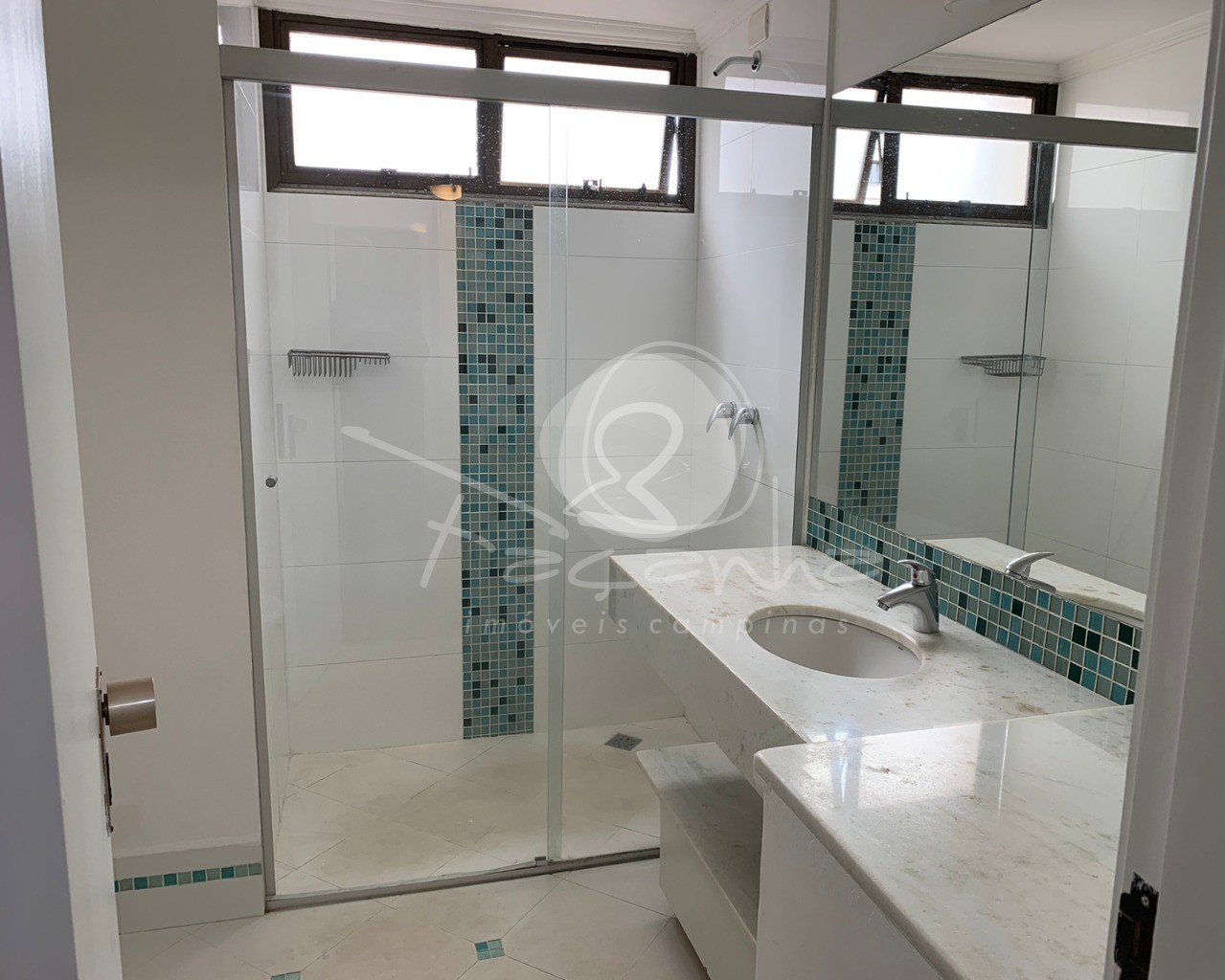 Apartamento para alugar com 4 quartos, 300m² - Foto 17