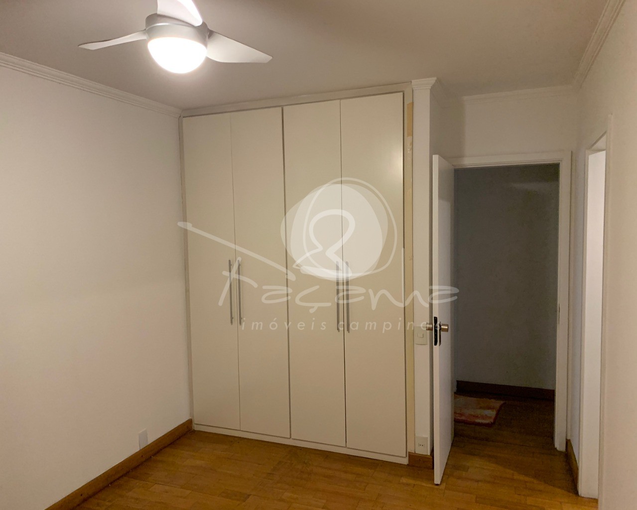 Apartamento para alugar com 4 quartos, 300m² - Foto 25