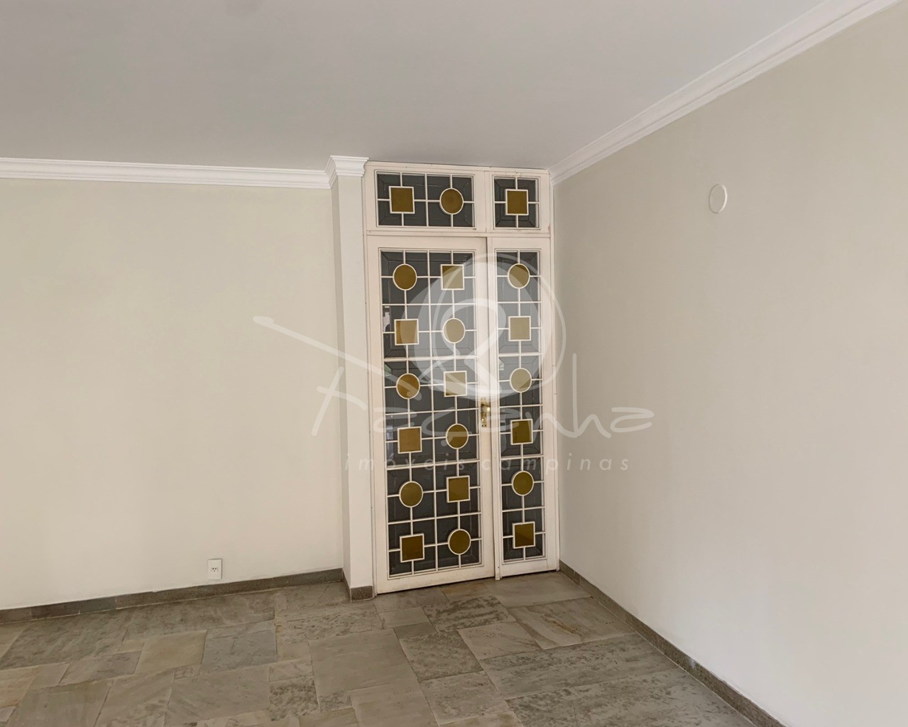 Apartamento para alugar com 4 quartos, 300m² - Foto 12