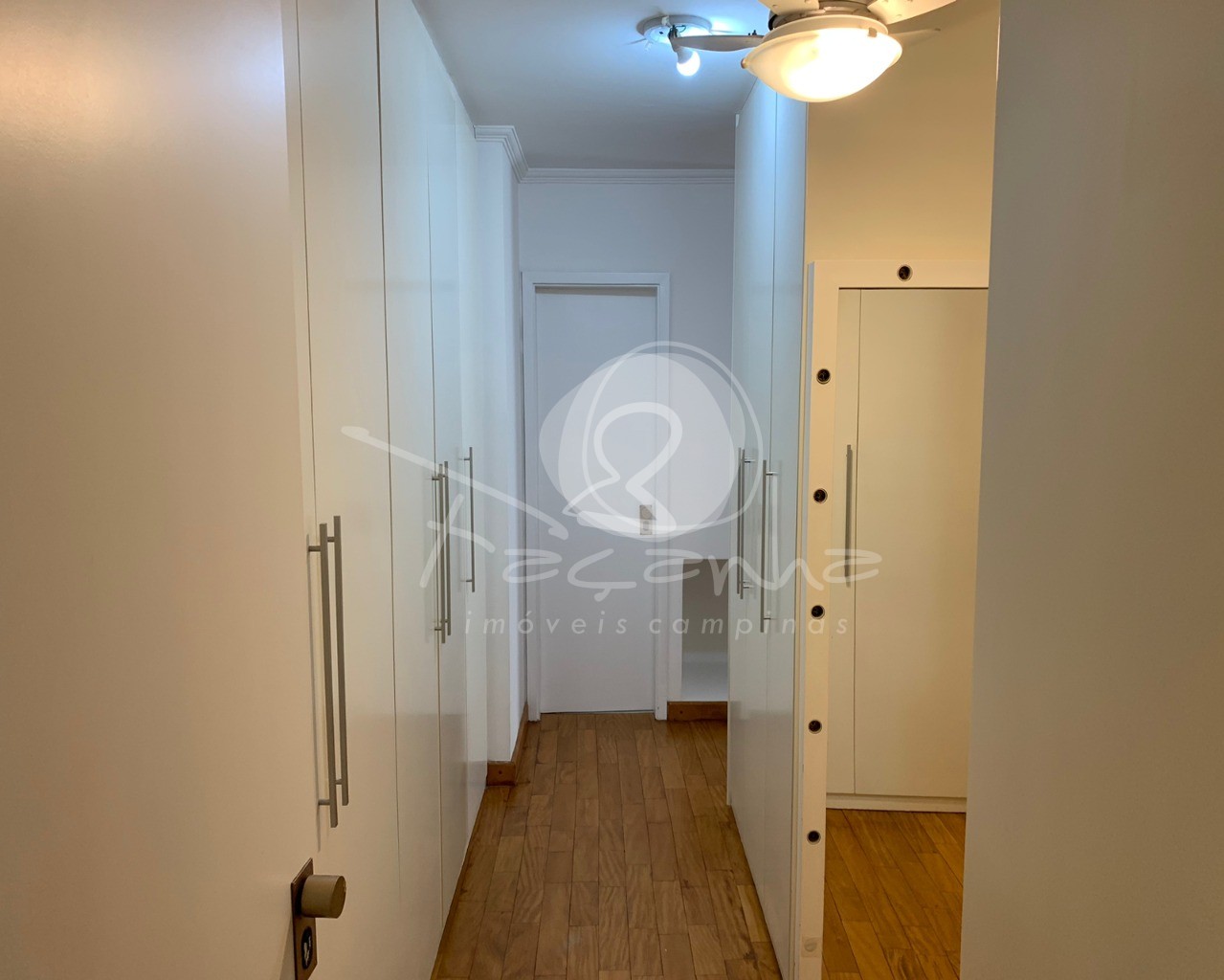 Apartamento para alugar com 4 quartos, 300m² - Foto 13