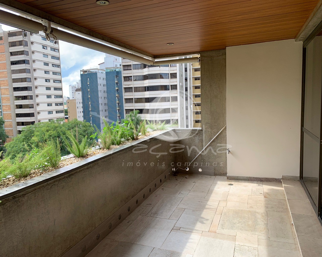 Apartamento para alugar com 4 quartos, 300m² - Foto 7