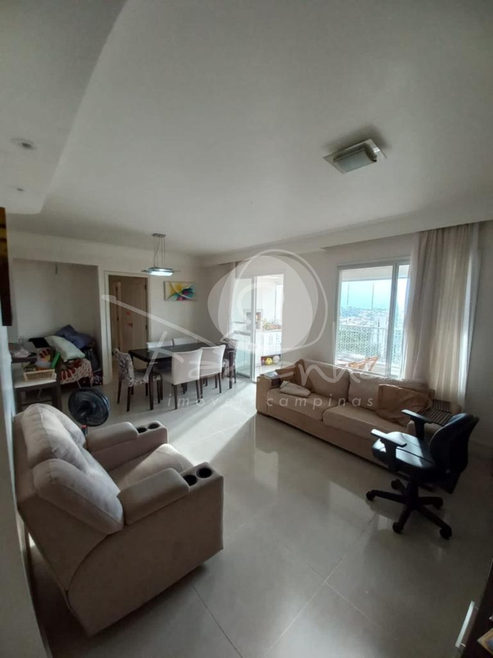 Apartamento à venda com 3 quartos, 98m² - Foto 1