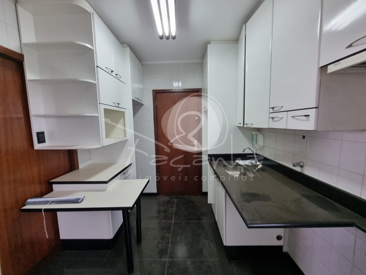 Apartamento à venda com 3 quartos, 86m² - Foto 26