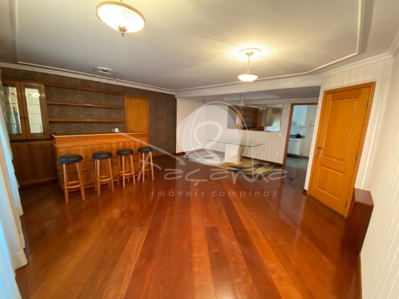 Apartamento à venda com 2 quartos, 130m² - Foto 4