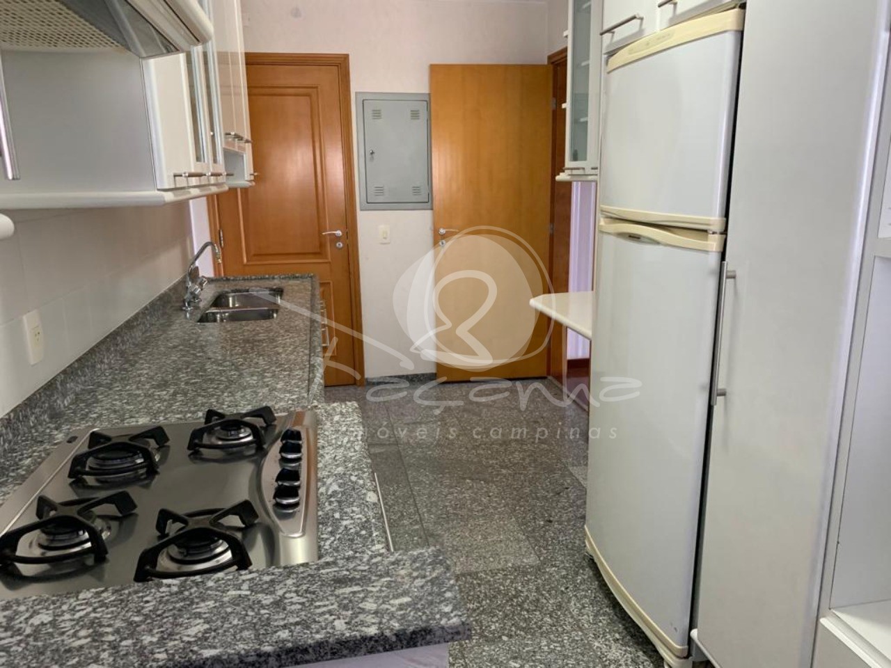 Apartamento à venda com 2 quartos, 130m² - Foto 22