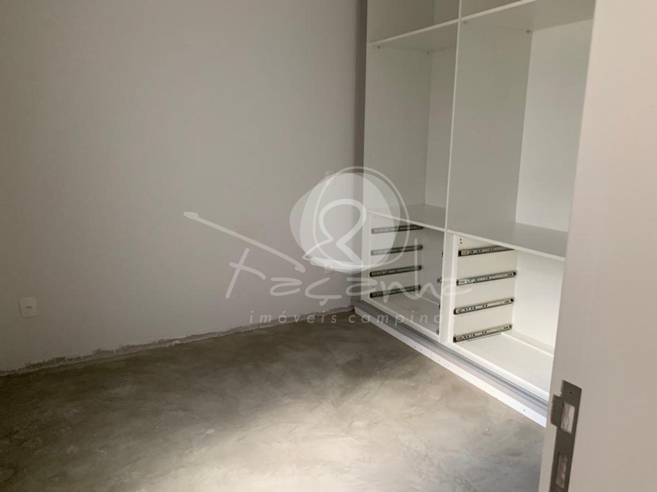 Casa de Condomínio à venda com 3 quartos, 300m² - Foto 9