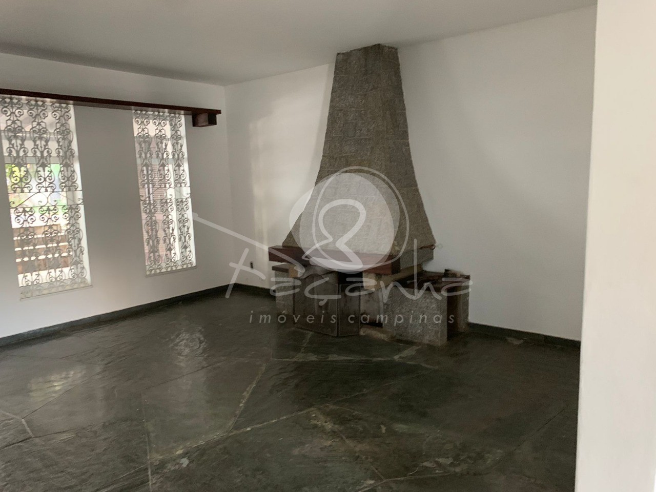 Casa à venda com 3 quartos, 233m² - Foto 10