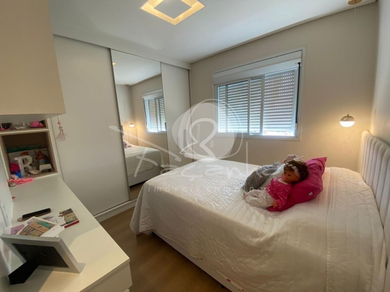 Apartamento à venda com 3 quartos, 135m² - Foto 13