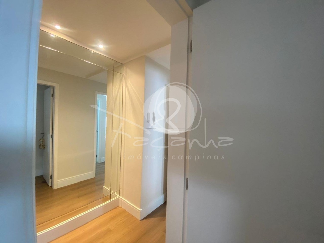 Apartamento à venda com 3 quartos, 135m² - Foto 17