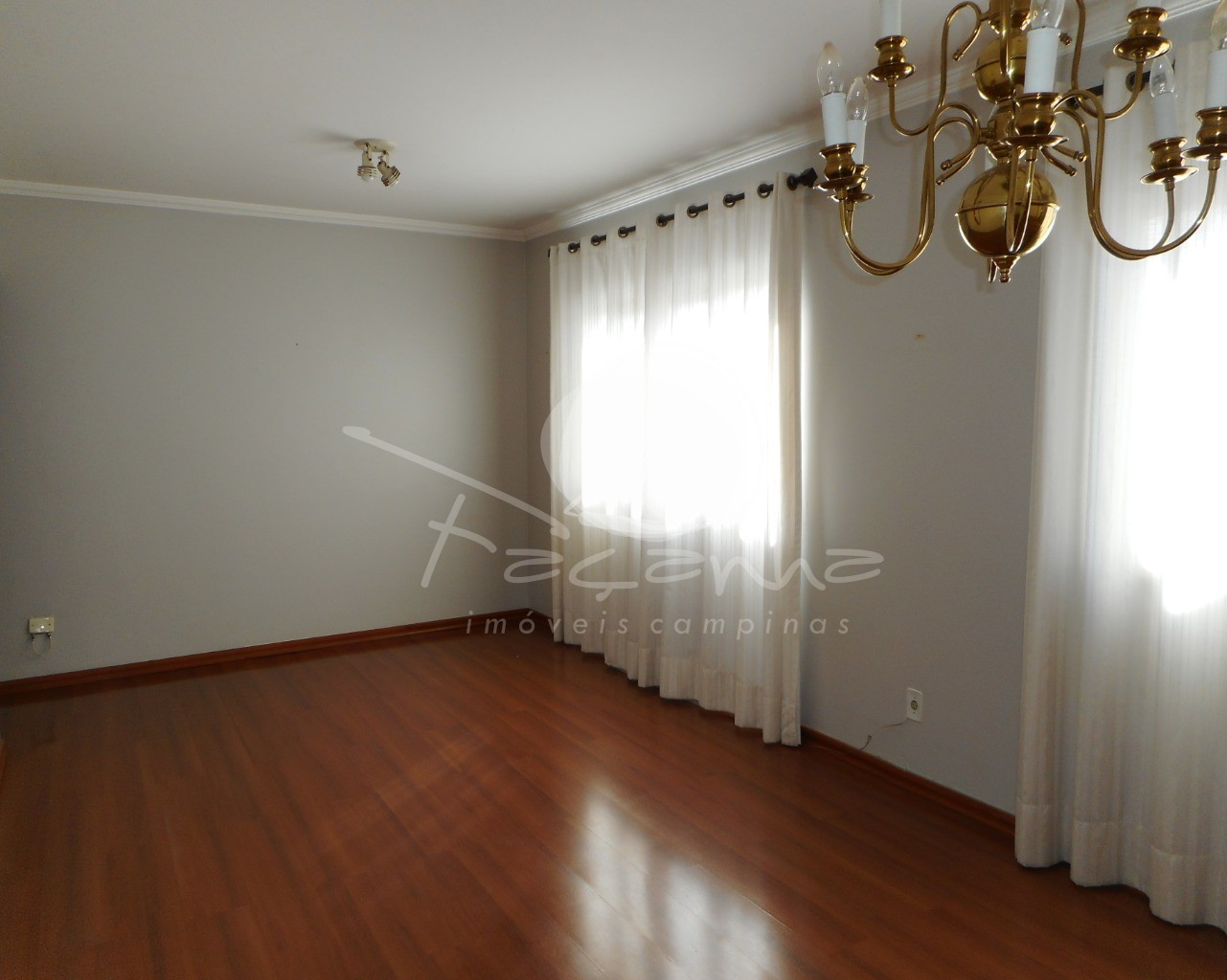 Apartamento à venda com 3 quartos, 114m² - Foto 1