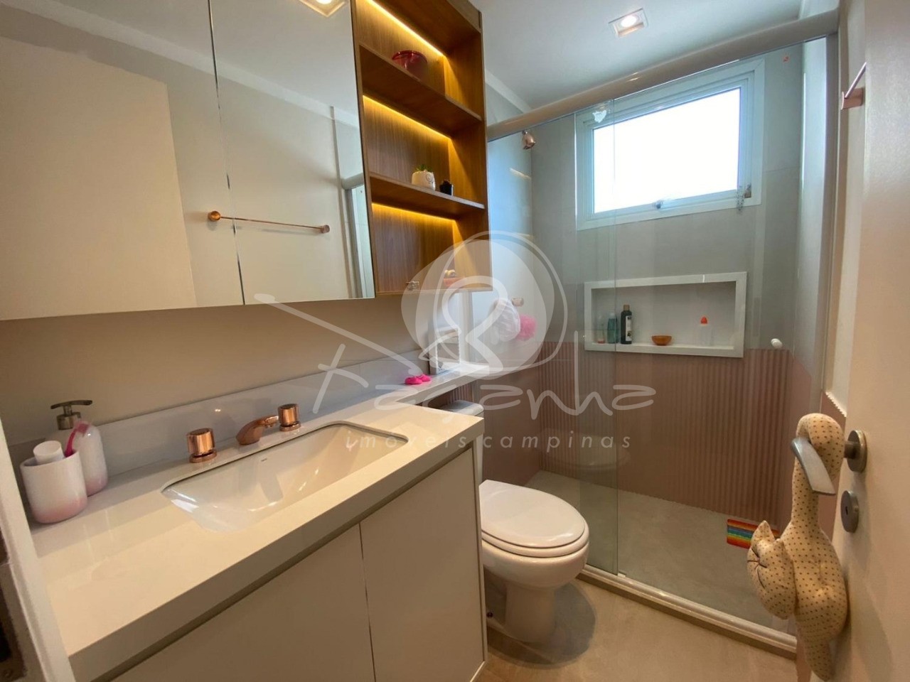 Apartamento à venda com 3 quartos, 135m² - Foto 19