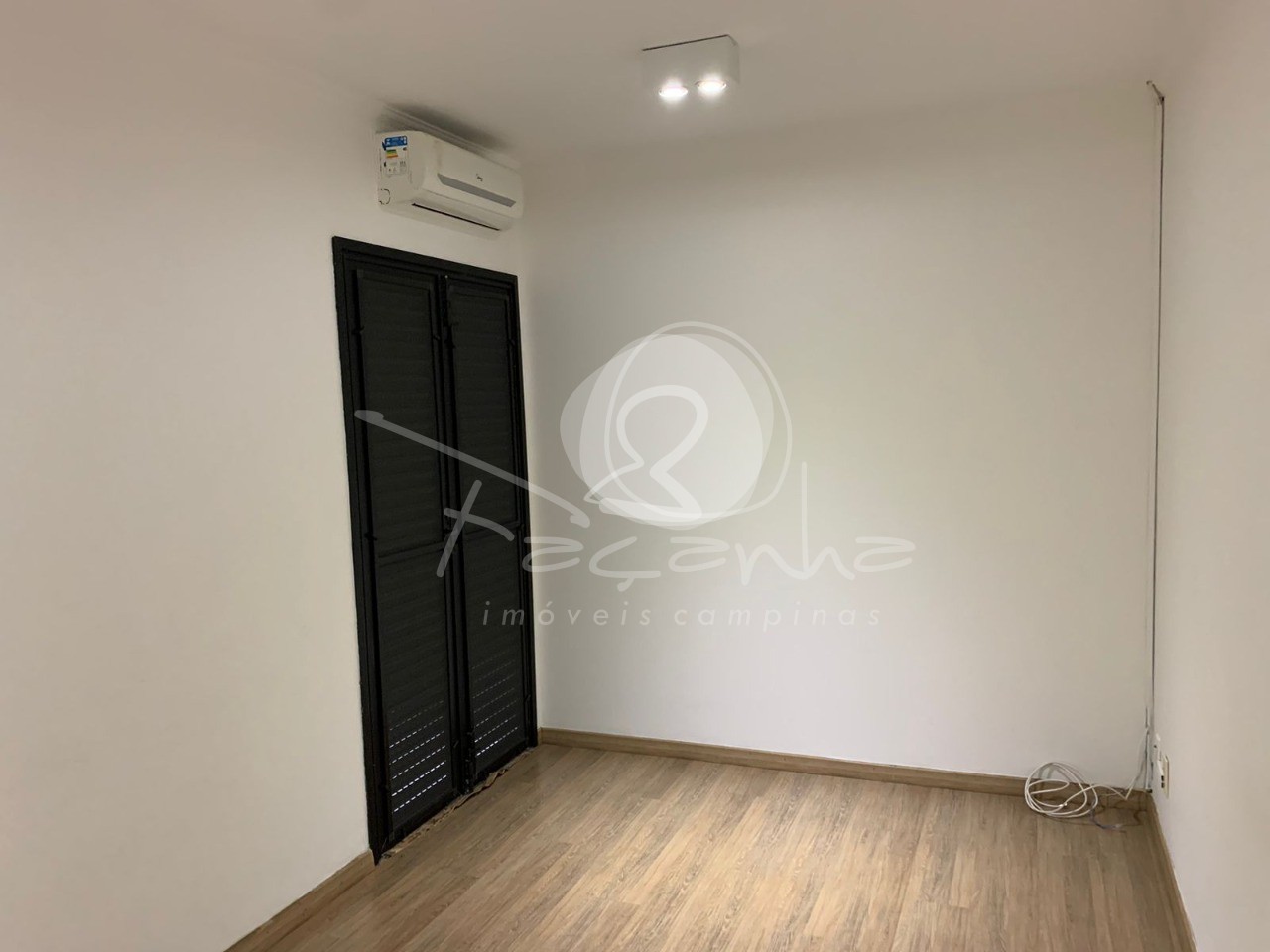 Prédio Inteiro à venda com 5 quartos, 140m² - Foto 19