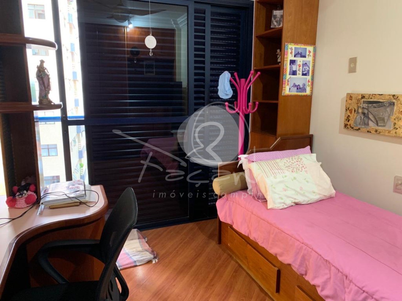 Apartamento à venda com 4 quartos, 260m² - Foto 18