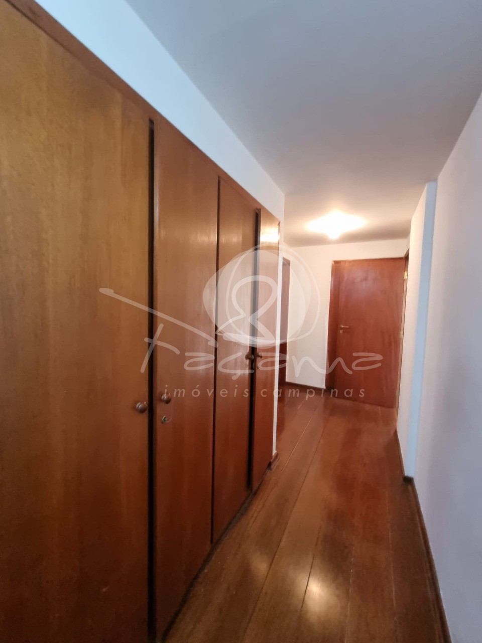 Apartamento à venda com 3 quartos, 150m² - Foto 4