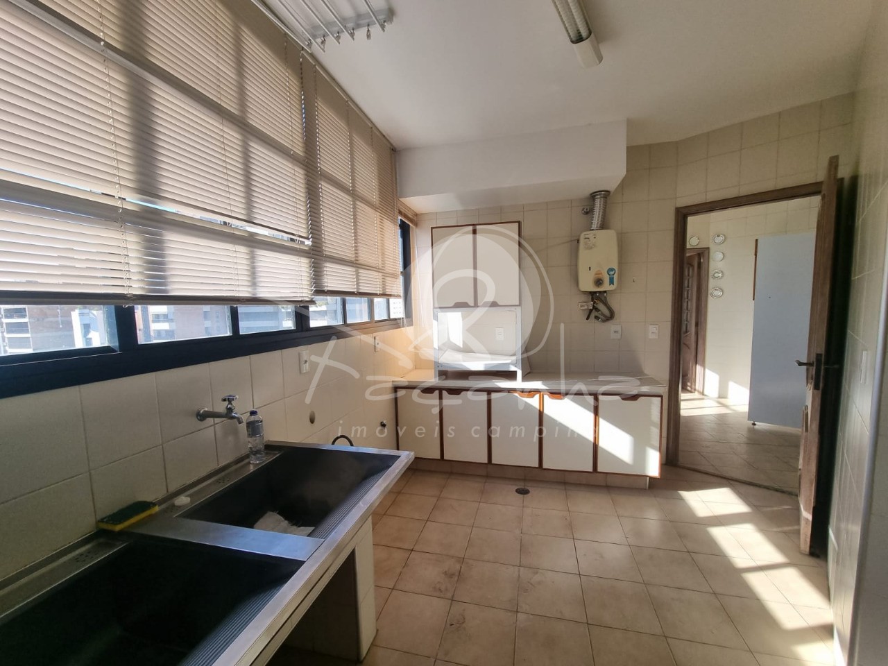 Apartamento à venda com 4 quartos, 276m² - Foto 23