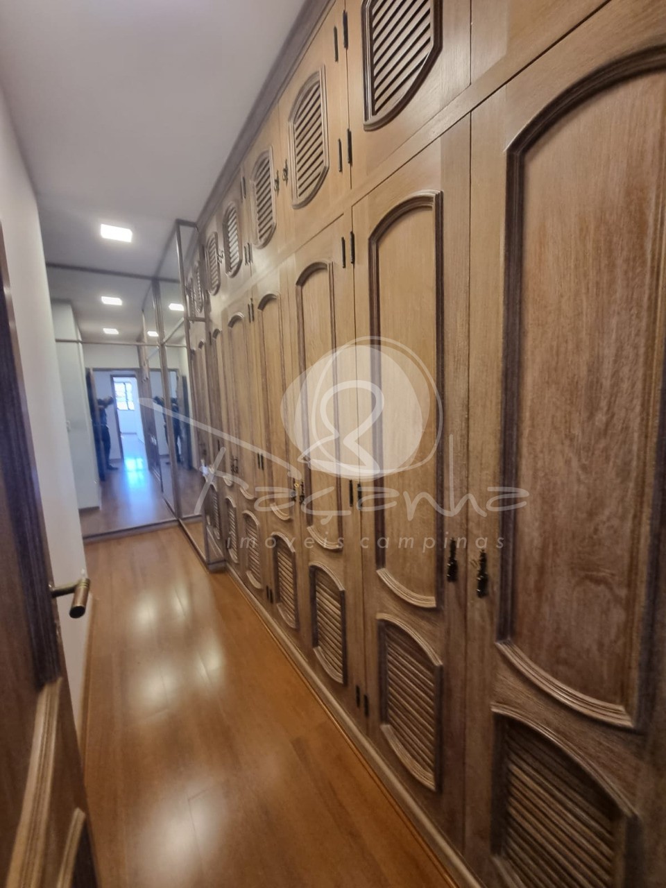 Apartamento à venda com 4 quartos, 276m² - Foto 10