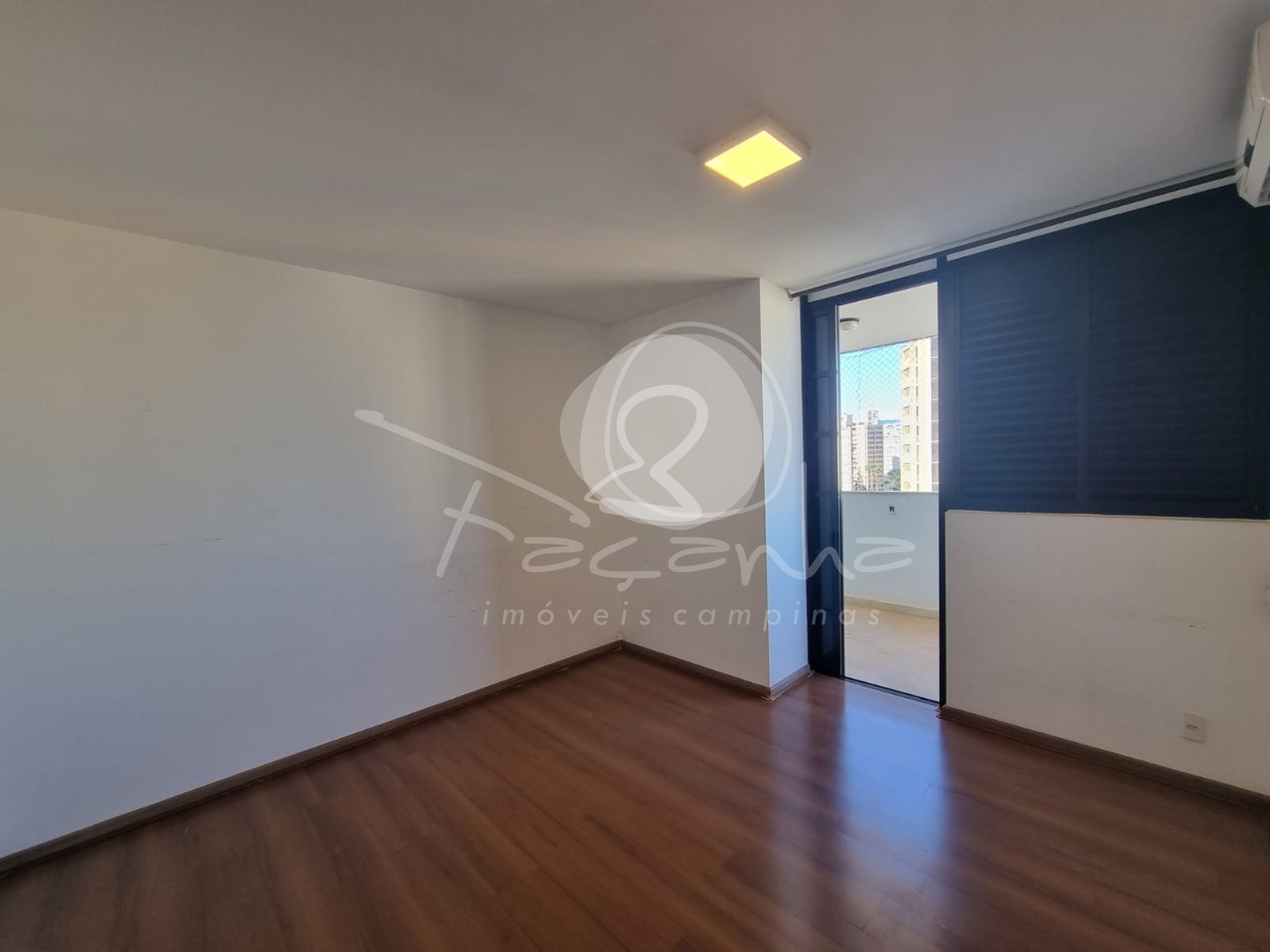 Apartamento à venda com 4 quartos, 276m² - Foto 13