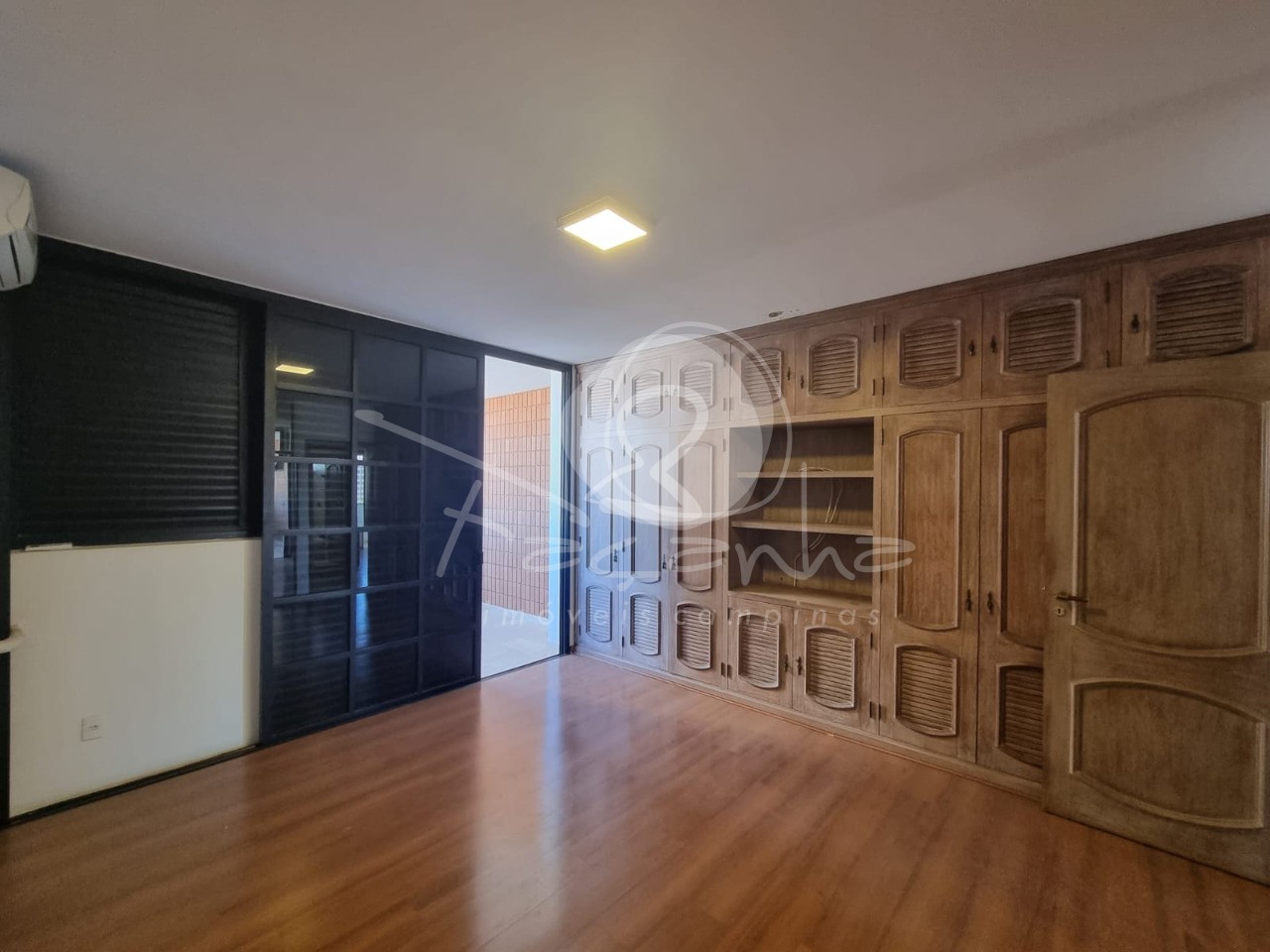 Apartamento à venda com 4 quartos, 276m² - Foto 8