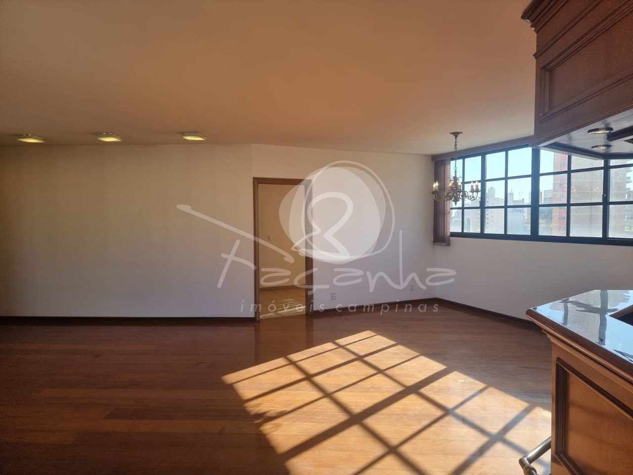 Apartamento à venda com 4 quartos, 276m² - Foto 29