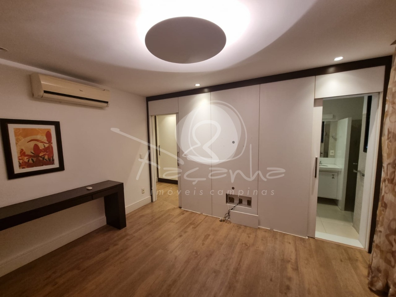 Apartamento à venda com 4 quartos, 246m² - Foto 8