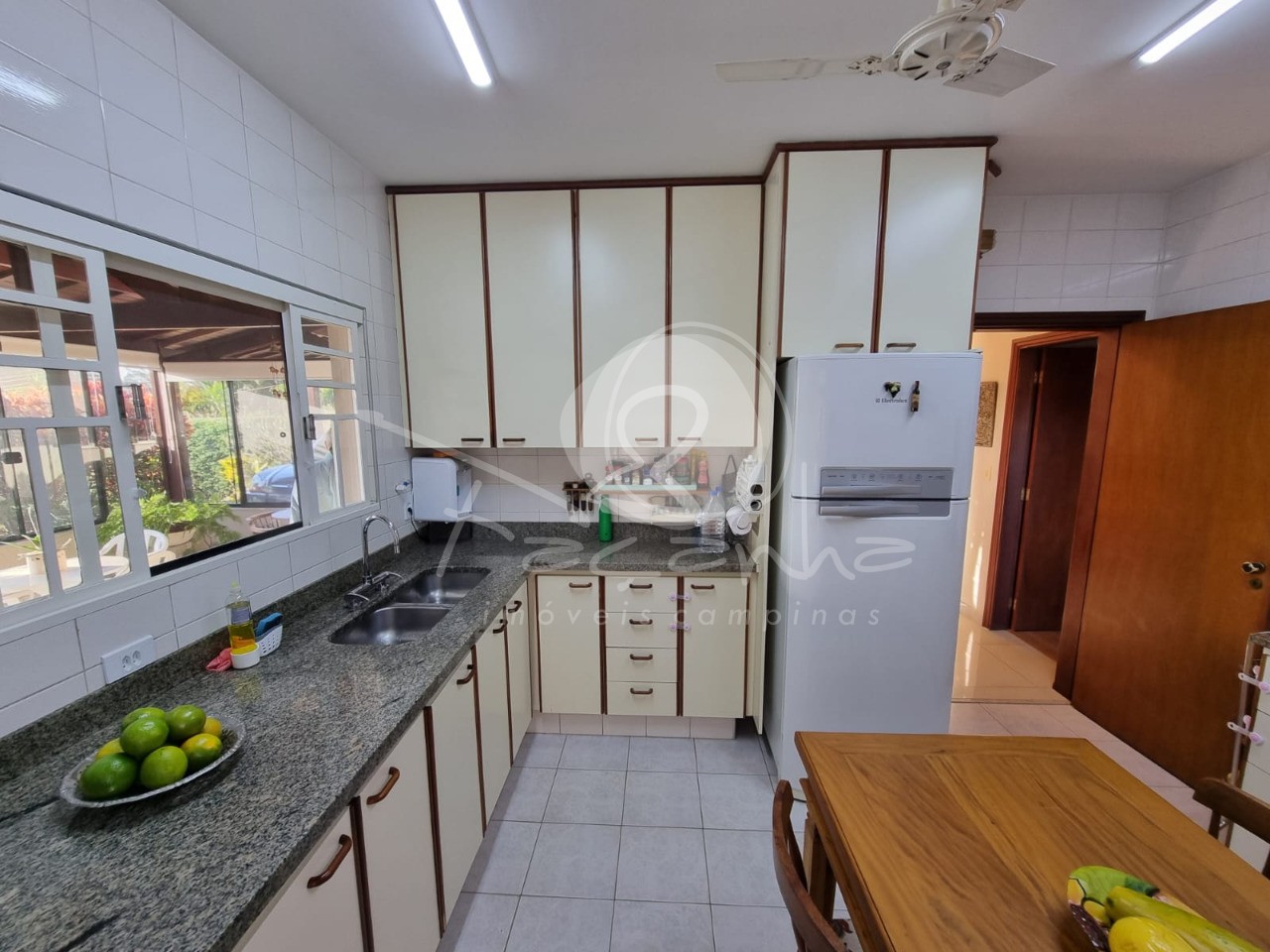 Casa de Condomínio à venda com 3 quartos, 256m² - Foto 18