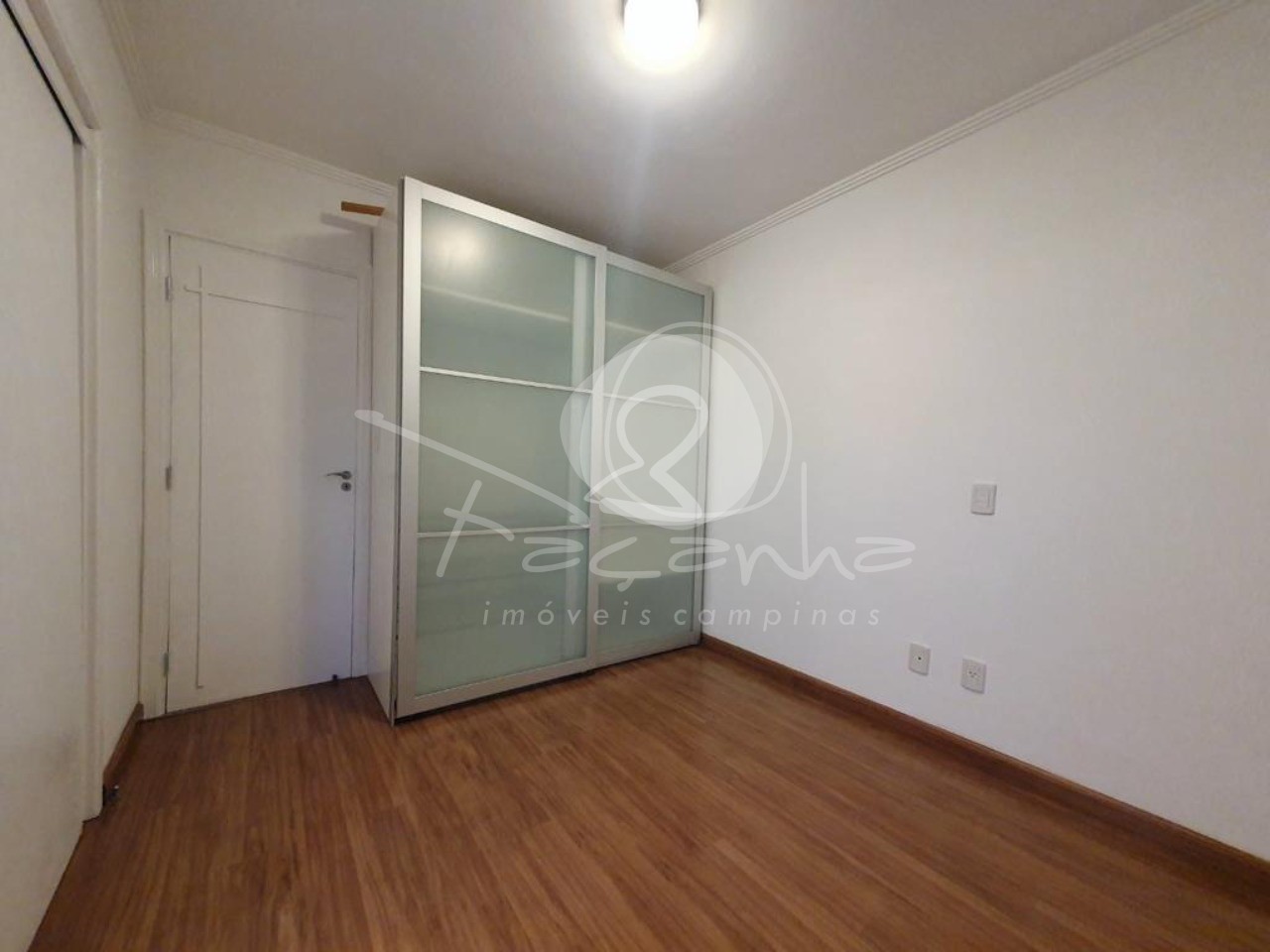 Apartamento à venda com 4 quartos, 147m² - Foto 17