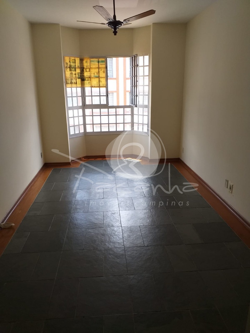 Apartamento à venda com 3 quartos, 70m² - Foto 1