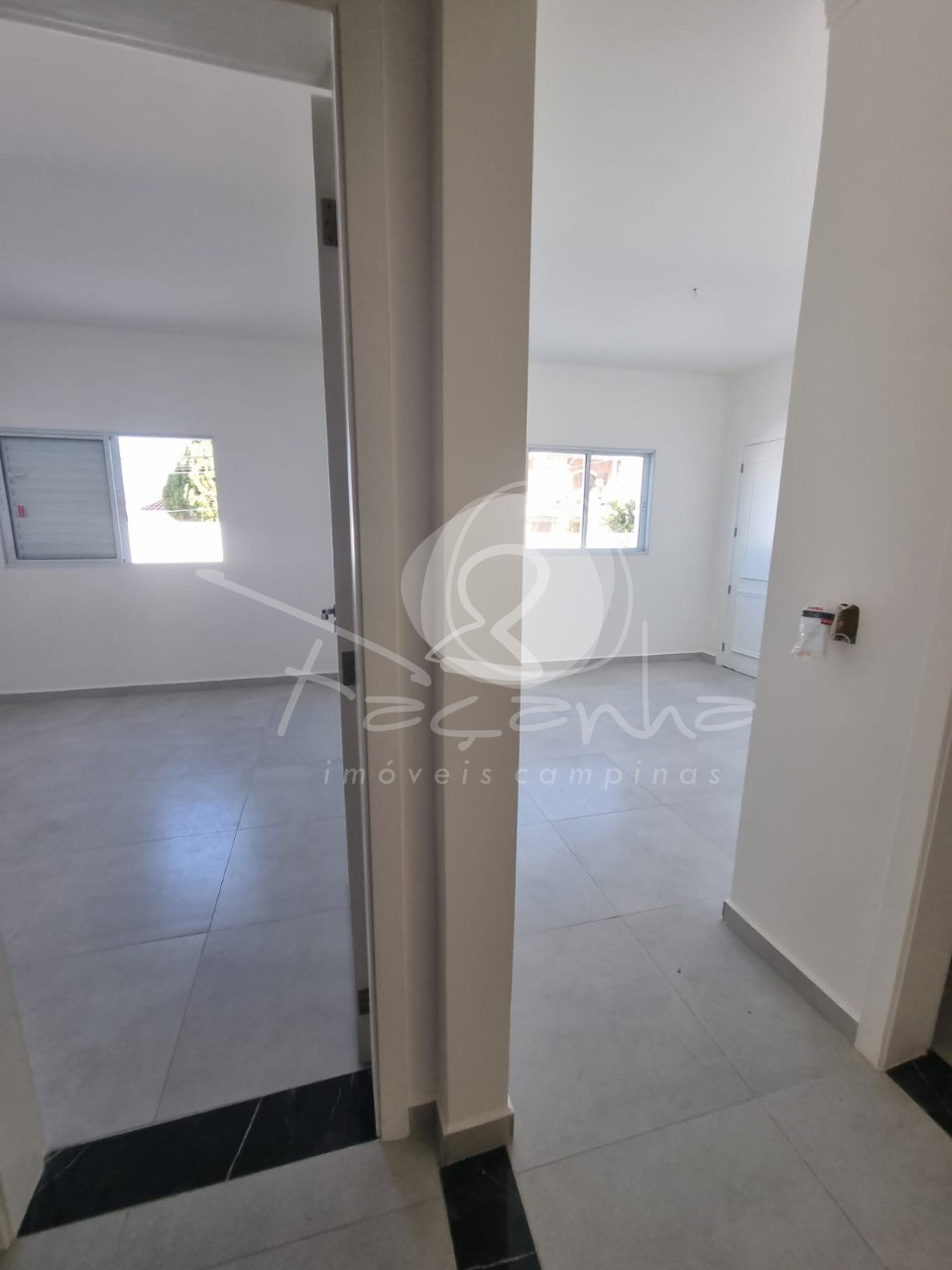 Casa à venda com 3 quartos, 177m² - Foto 8