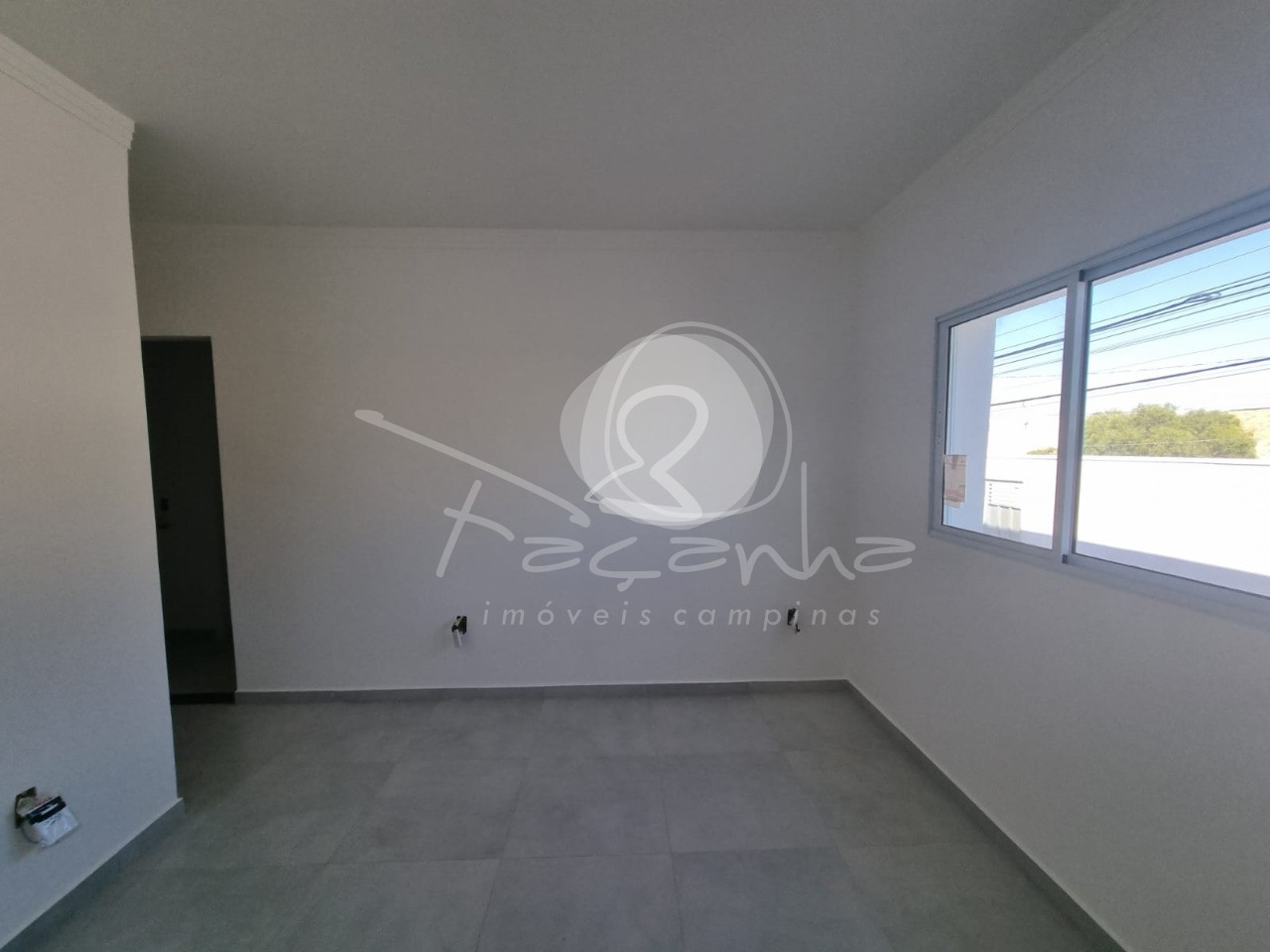 Casa à venda com 3 quartos, 177m² - Foto 2