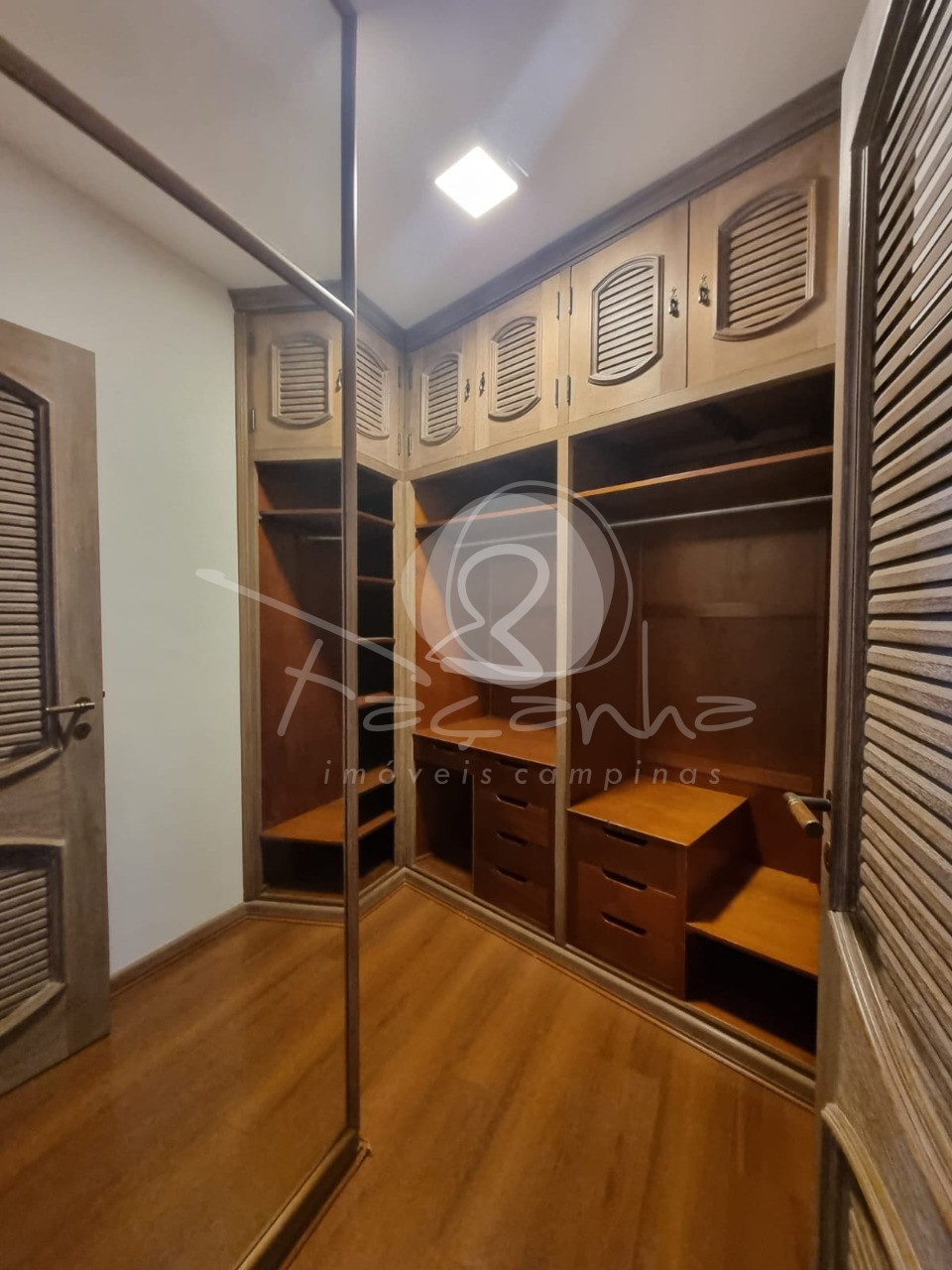 Apartamento à venda com 4 quartos, 276m² - Foto 21