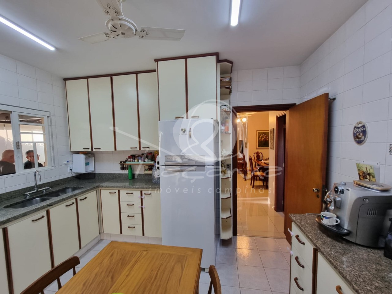 Casa de Condomínio à venda com 3 quartos, 256m² - Foto 26