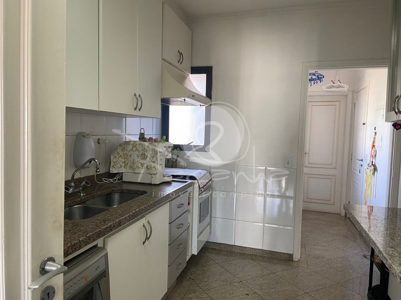 Apartamento à venda com 3 quartos, 117m² - Foto 31