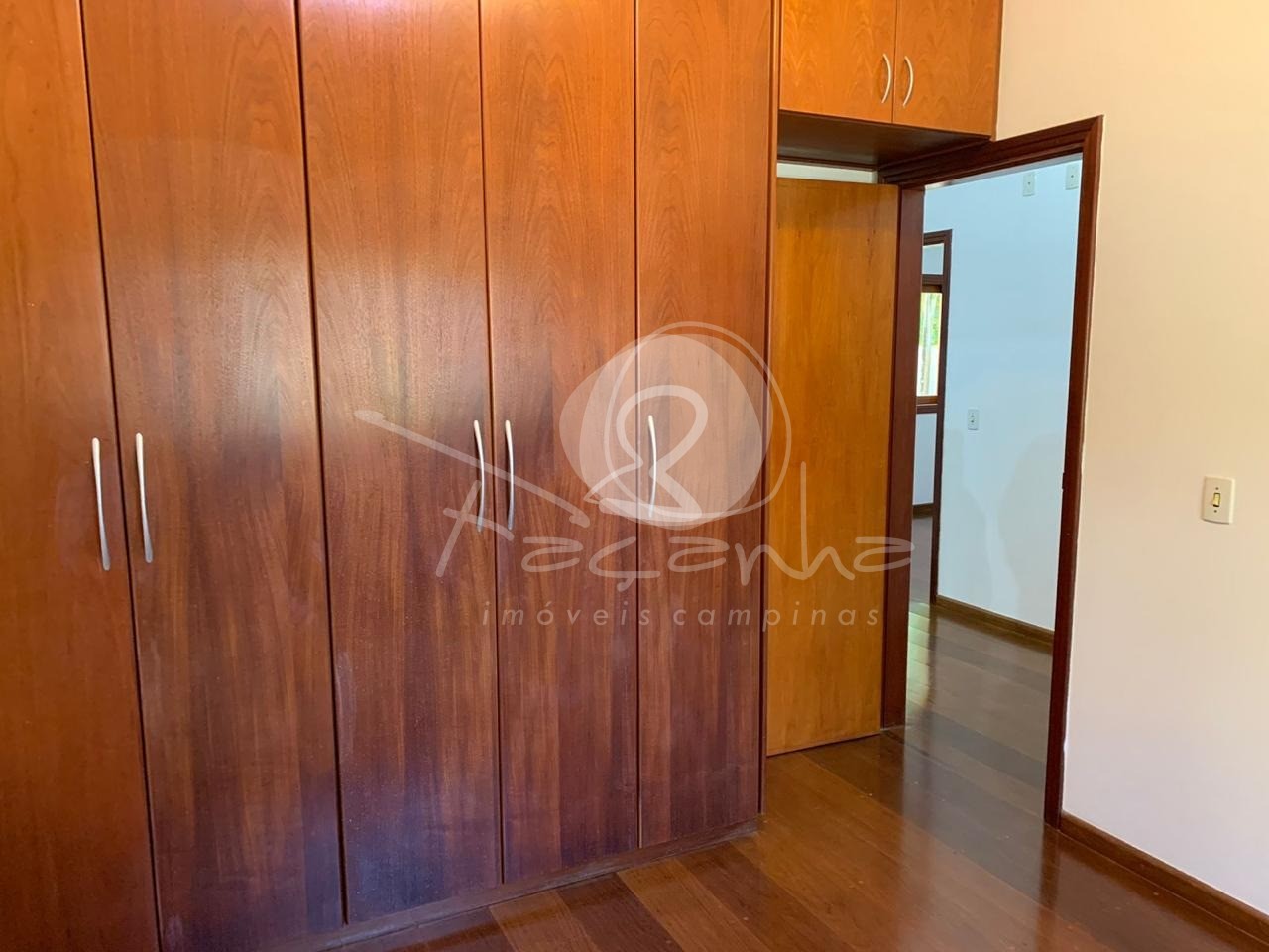 Casa à venda e aluguel com 4 quartos, 369m² - Foto 22