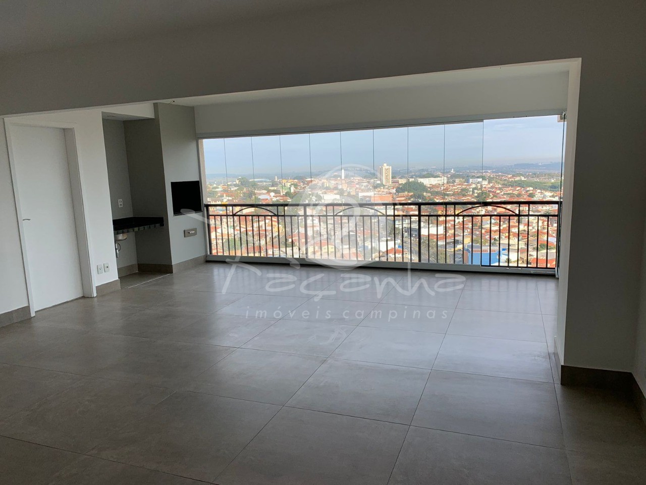 Apartamento à venda com 3 quartos, 138m² - Foto 3