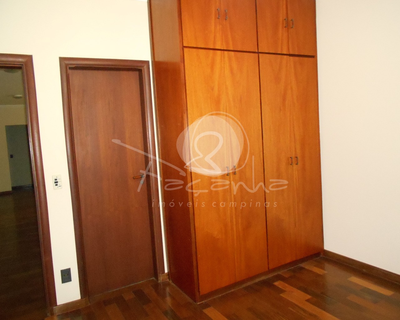 Casa de Condomínio à venda com 4 quartos, 300m² - Foto 12