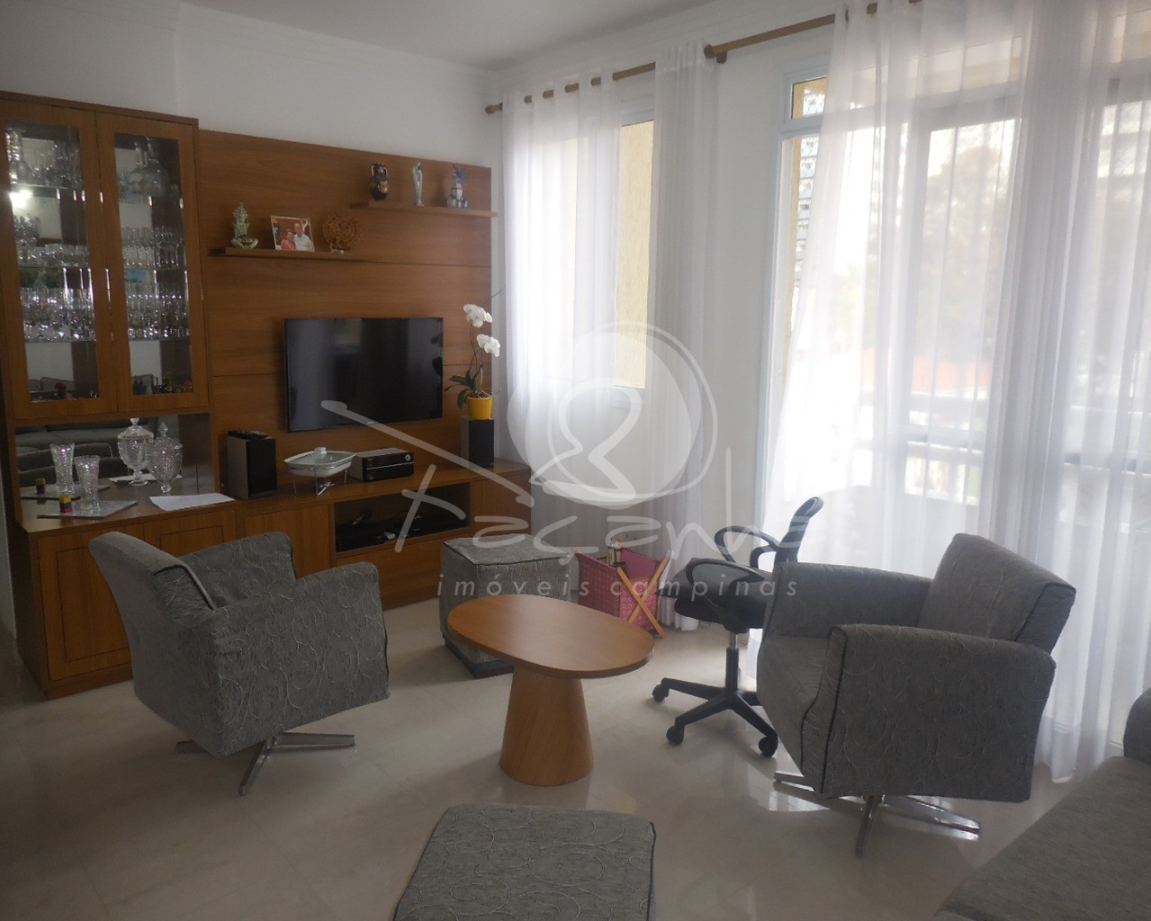 Apartamento à venda com 3 quartos, 92m² - Foto 1