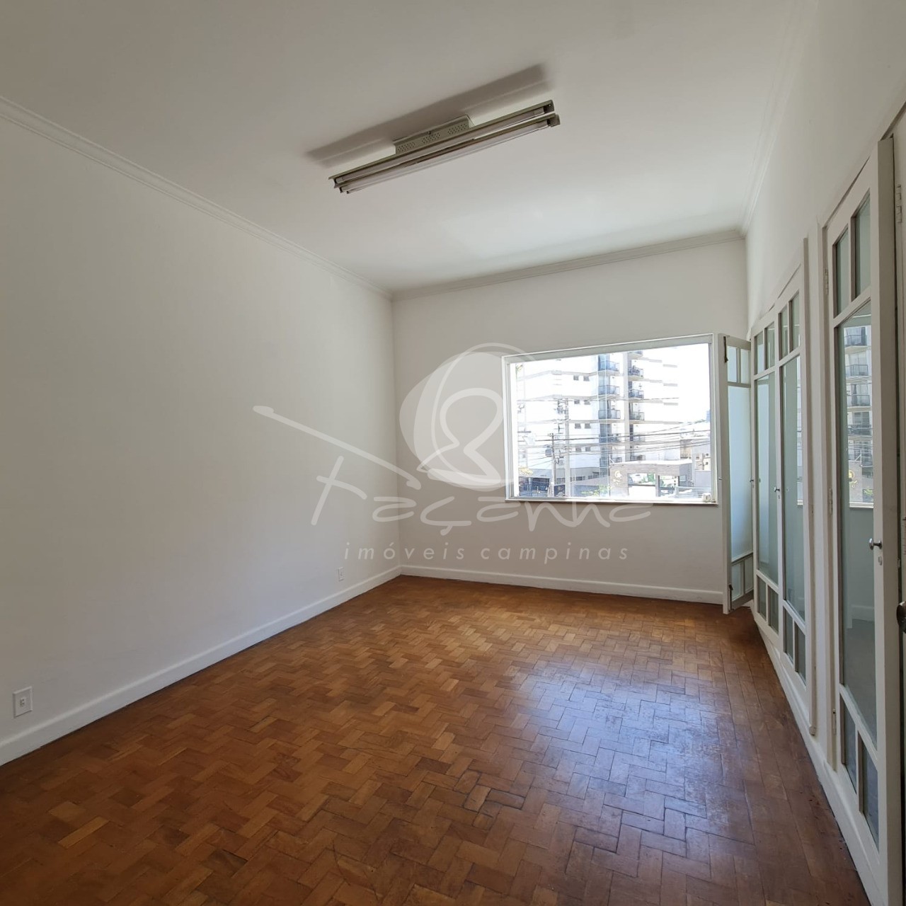 Prédio Inteiro para alugar com 4 quartos, 340m² - Foto 16