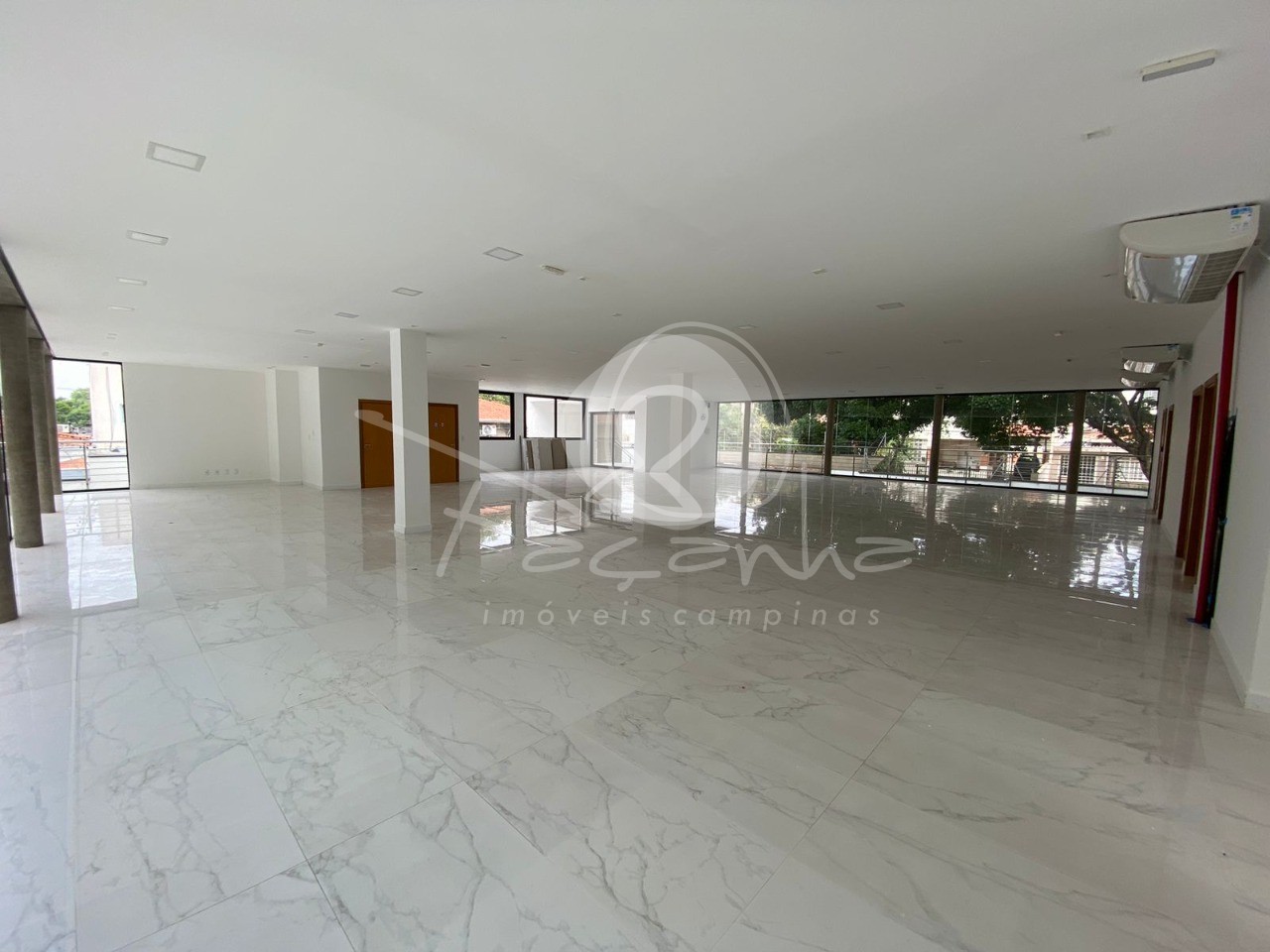 Prédio Inteiro para alugar, 780m² - Foto 1