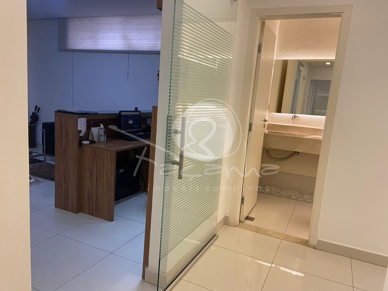 Prédio Inteiro à venda e aluguel com 5 quartos, 250m² - Foto 4