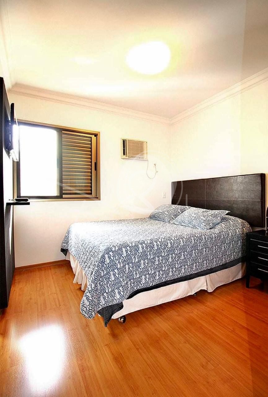 Apartamento à venda com 3 quartos, 147m² - Foto 19